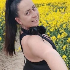 Petronelly uit Noord-Holland